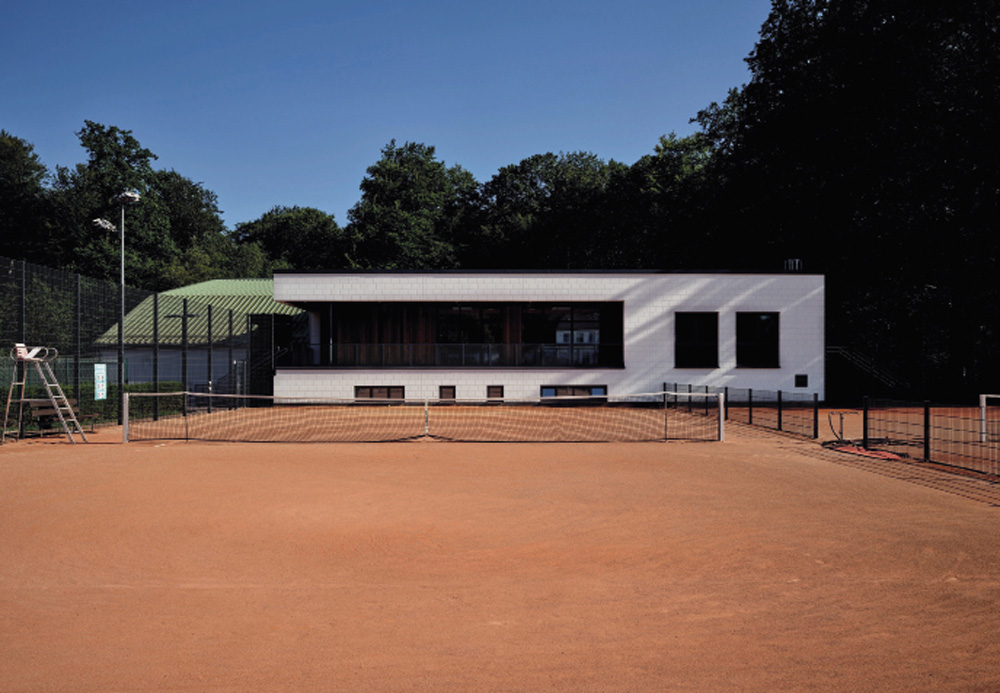 public://import2026/images/IMG1_marcel-niederweis-architectes-ap-10575_club-de-tennis-senningerberg_opt.jpg