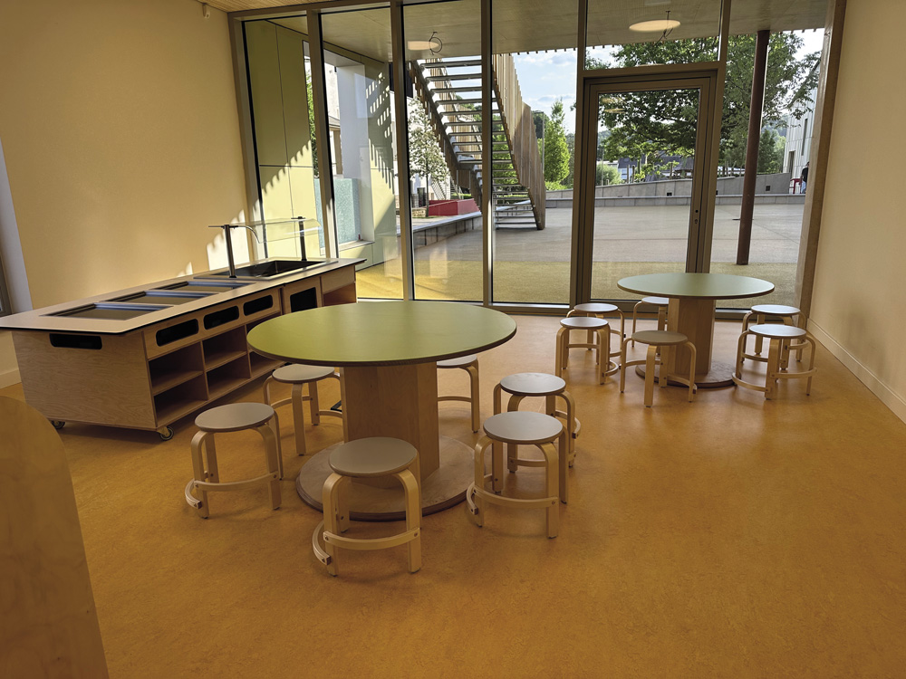 1-3	Hall Sportif à Hesperange